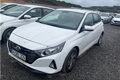 2 - 2023 Hyundai i20 1.4 MPI Jump 