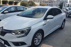 7 - 2020 Renault Megane 1.5 Blue DCI Touch 