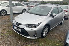 49 - 2023 Toyota Corolla 1.8 Hybrid Dream 