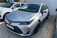 20 - 2024 Toyota Corolla 1.8 Hybrid Flame X-Pack 