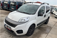 23 - 2023 Fiat Fiorino Combi 1.3 Multijet Premio 