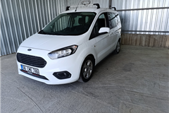 10 - 2021 Ford Tourneo Courier 1.5 TDCi Delux 