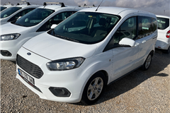 7 - 2022 Ford Tourneo Courier 1.5 TDCi Delux 