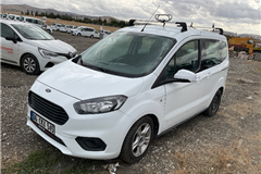 3 - 2021 Ford Tourneo Courier 1.5 TDCi Delux 