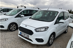9 - 2022 Ford Tourneo Courier 1.5 TDCi Delux 