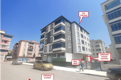 ÇORUM MERKEZ’DE SATILIK 128 M² DEPOLU DÜKKAN – YENİ BİNA, MASRAFSIZ