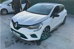 8 - 2023 Renault Clio 1.0 TCe Touch ELMAS