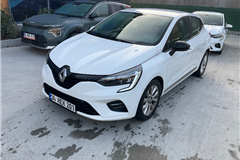10 - 2023 Renault Clio 1.0 TCe Touch 