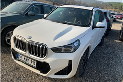 13 - 2024 BMW X1 20i SDrive M SPORT 