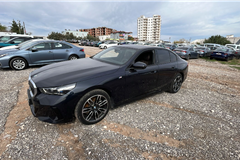 5 - 2024 BMW 5 Serisi 520i M Sport 