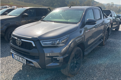 34 - 2022 Toyota Hilux 2.4 D Invincible 2.4 4x4 