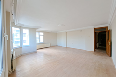 ATATÜRK BULVARINA CEPHE 4+1KİRALIK 