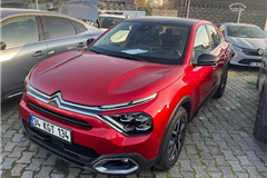 62 - 2024 Citroen C4 X 1.2 PURETECH SHINE C4