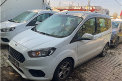 61 - 2022 Ford Tourneo Courier 1.5 TDCi Delux 