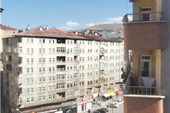 ÇAYKARA'DA KİRALIK 3+1 DAİRE