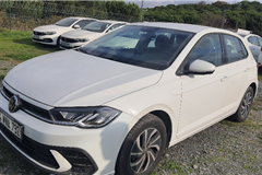 52 - 2023 Volkswagen Polo 1.0 TSI Life 