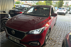 62 - 2024 MG HS 1.5 T-GDI Luxury 