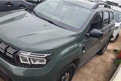 32 - 2023 Dacia Duster 1.3 Tce Essential 
