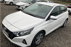 4 - 2023 Hyundai i20 1.4 MPI Jump 