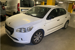 3 - 2015 Peugeot 301 1.2 PureTech Access 