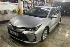 24 - 2023 Toyota Corolla 1.8 Hybrid Dream 