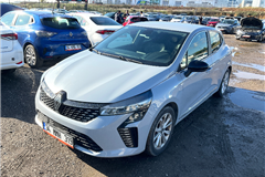 8 - 2024 Renault Clio 1.0 TCe EVOLUTION  