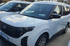 119 - 2025 Ford Tourneo Courier 