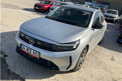 17 - 2025 Opel Corsa 1.2 Edition 