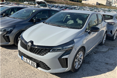35 - 2024 Renault Clio 1.0 TCe EVOLUTION  