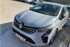 36 - 2024 Renault Clio 1.0 TCe EVOLUTION  