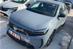 39 - 2025 Opel Corsa 1.2 Edition 