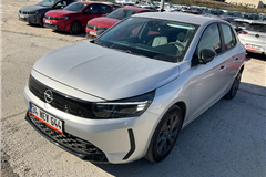 40 - 2025 Opel Corsa 1.2 Edition 