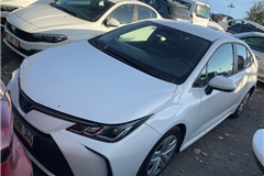 97 - 2024 Toyota Corolla 1.5 Vision Plus 