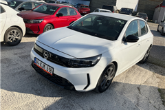 13 - 2024 Opel Corsa 1.2 Edition 