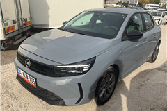 13 - 2025 Opel Corsa 1.2 Edition 