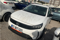 26 - 2025 Opel Corsa 1.2 Edition 