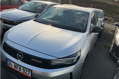 31 - 2025 Opel Corsa 1.2 Edition 