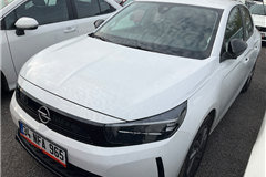 42 - 2025 Opel Corsa 1.2 Edition 