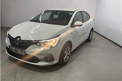 76 - 2023 Renault Taliant 1.0 T Joy 