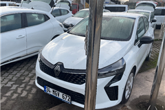 55 - 2024 Renault Clio 1.0 TCe EVOLUTION  