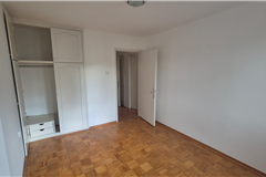 KARŞIYAKA AKSOY'DA KİRALIK 2+1 FERAH BAKIMLI DAİRE