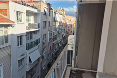 KARŞIYAKA ALAYBEY'DE KİRALIK BAKIMLI 2+1 DAİRE