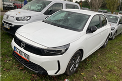 64 - 2025 Opel Corsa 1.2 Edition 