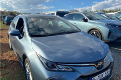 16 - 2024 Toyota Corolla 1.8 Hybrid Dream 
