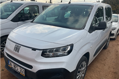 67 - 2025 Fiat Doblo Combi 1.5