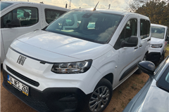 50 - 2025 Fiat Doblo Combi 1.5