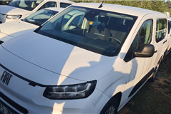 127 - 2025 Fiat Doblo Combi 1.5 Bluehdi Easy 