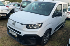 48 - 2025 Fiat Doblo Combi 1.5