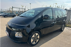 49 - Seçiniz Hyundai STARİA 2.2 CRDI  