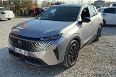 38 - 2025 Peugeot 3008 1.2 Hybrid Allure 